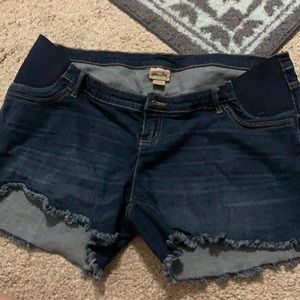 Stretchy maternity Jean shorts